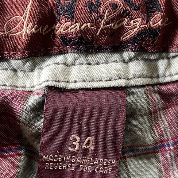 American Rag Men's Red and Green Plaid Flat Front Shorts Size: 34 - Picture 4 of 8